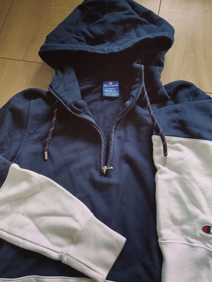 Sweats Champion Taille X/S en bleu et blanc, comme Neuf sans étiquette. - photo numéro 3