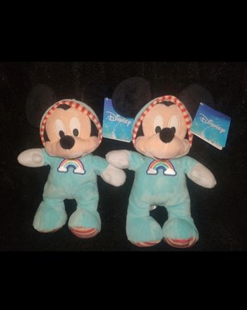 Lot 2 Mickey neuf en pyjama