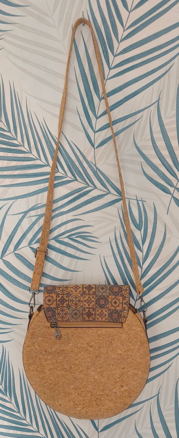 🌺 Sac a main rond bandoulière en liège - Neuf 🌺 - photo numéro 8