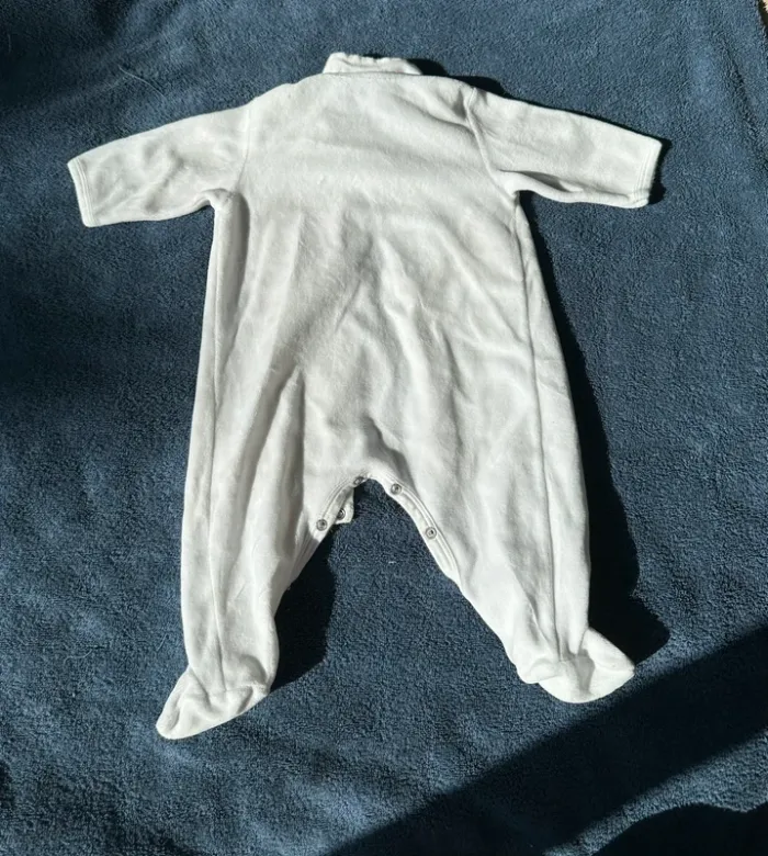 Pyjama velours blanc 3 mois - photo numéro 3