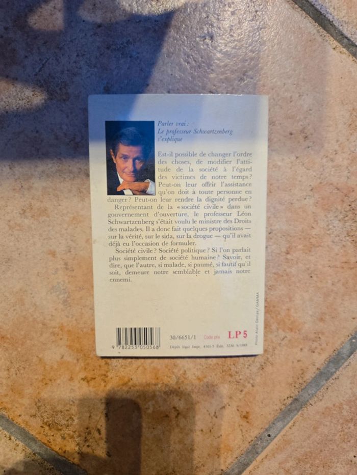 Livre " La société humaine" - photo numéro 2