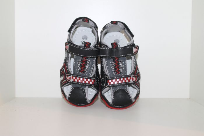 superbe sandales nus pieds noire et rouge 30 - photo numéro 3