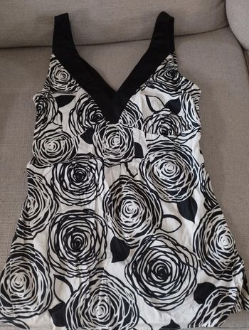 Top motif graphique noir et blanc