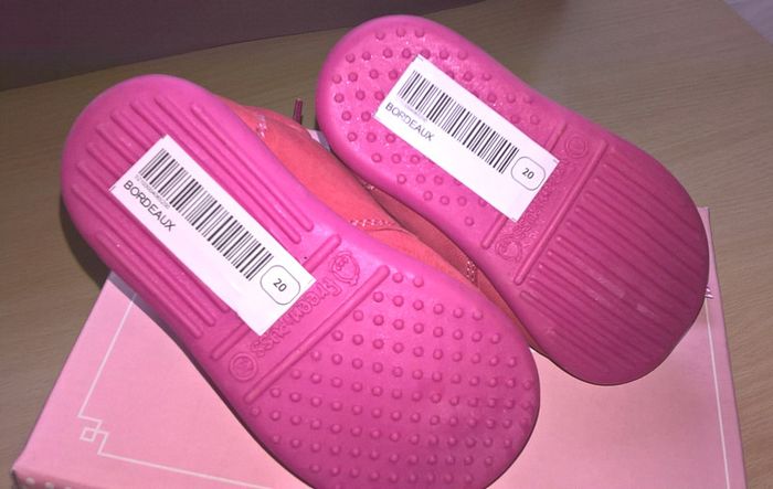 Chaussures cuir et peau fille pointure 20 / Freemouss - photo numéro 3