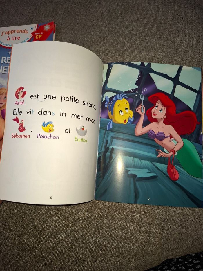 Lot de 2 livres Disney J'apprends à lire : La reine des neiges et La petite sirène - photo numéro 4