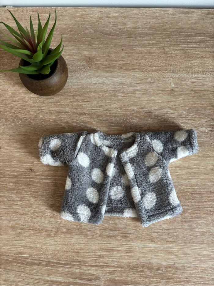 Gilet gris à petit pois poupon minikane Paola reina corolle