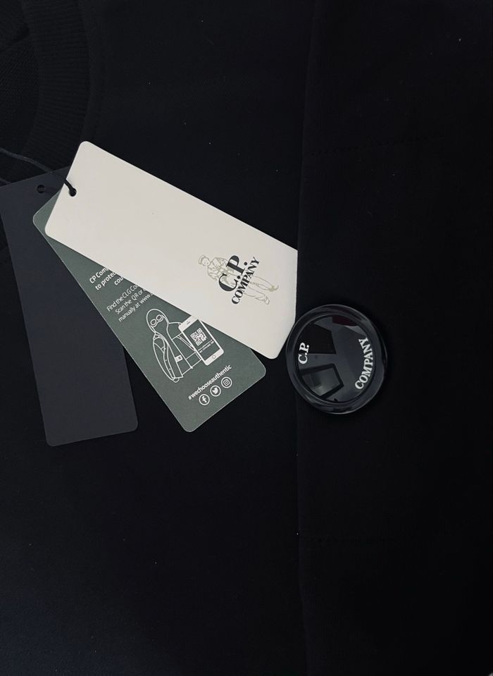 Pull C.P Company Noir - photo numéro 6