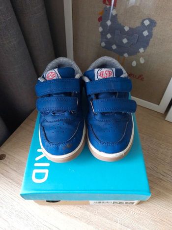 Baskets scratchs garçon taille 25
