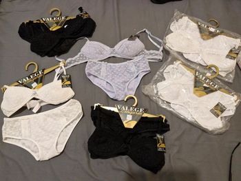 Lot d'ensembles de lingerie Valège
