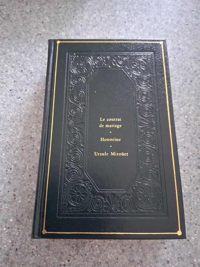 Le contrat de mariage " tome 7" la comédie humaine de balzac - photo numéro 1