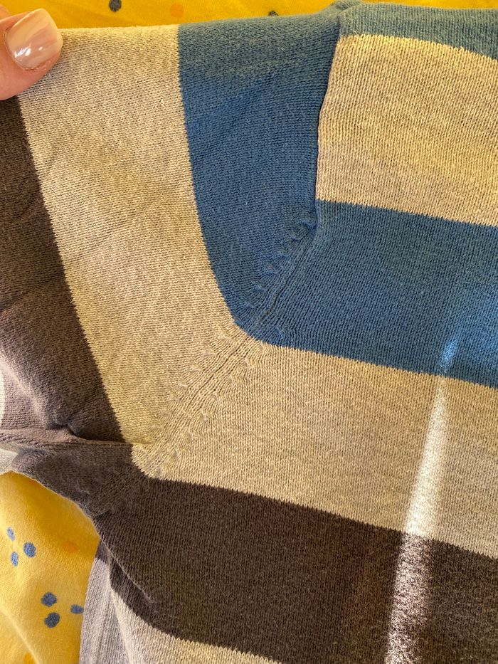 Pull rayé 12 ans - photo numéro 5