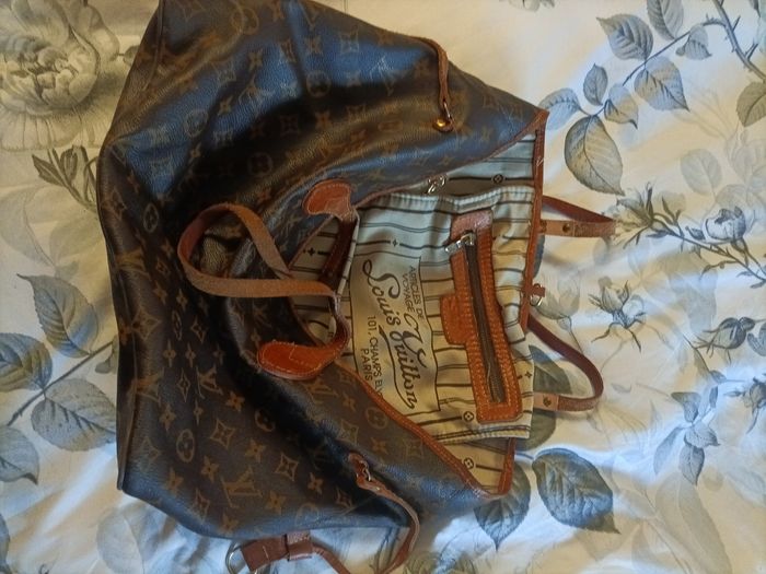 Sac  en cuir en très bon état - photo numéro 6