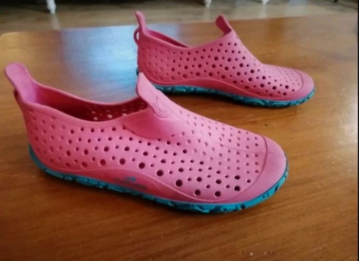 Chaussures de plage ou piscine pointure 31/32
