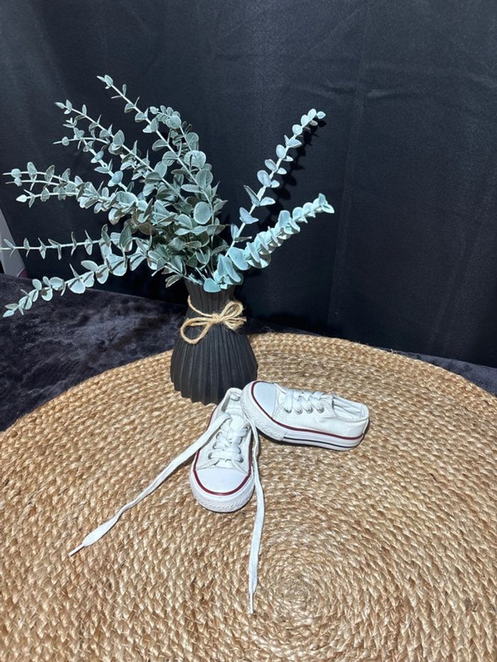 Basket en toile pointure 21