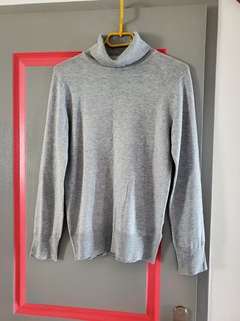 Pull col roulé