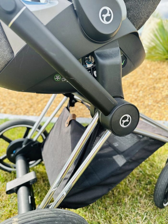 Poussette trio e-priam CYBEX - photo numéro 8