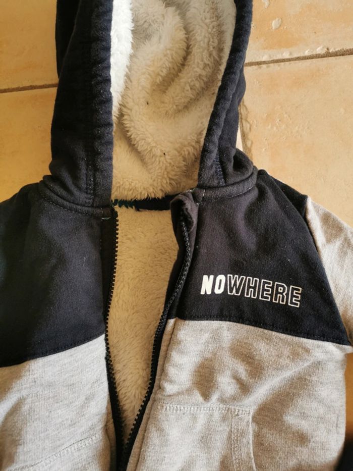 Lot veste chaude GAP 2ans veste zippé - photo numéro 2
