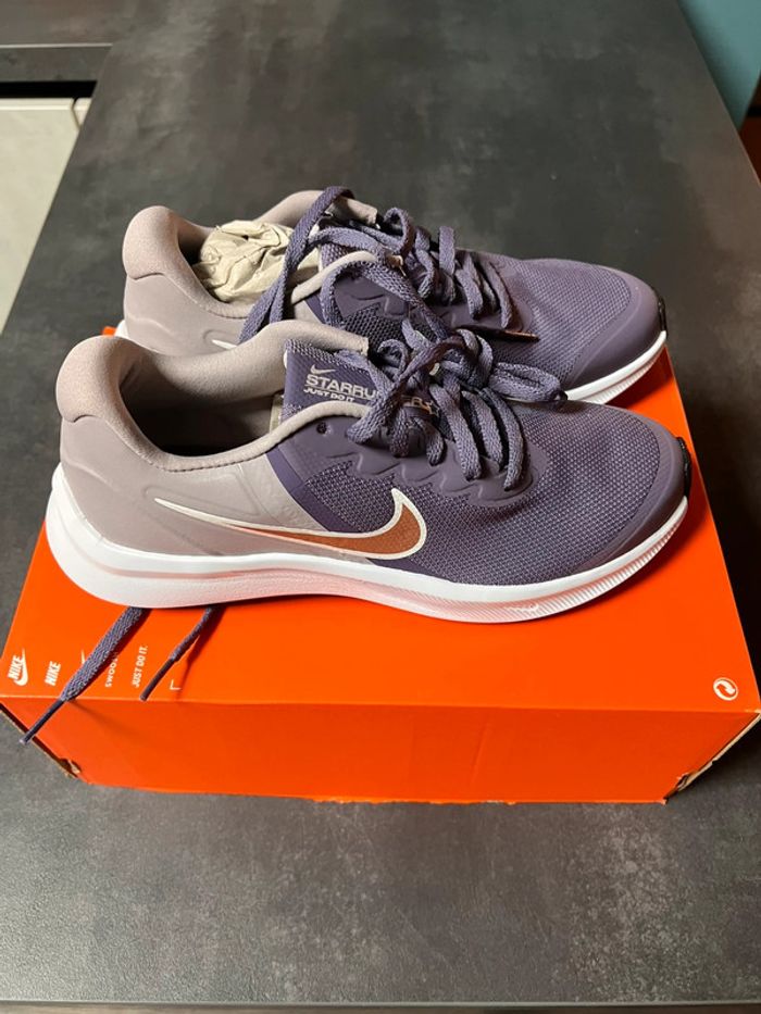 Basket Nike femme taille 36.5 - photo numéro 5