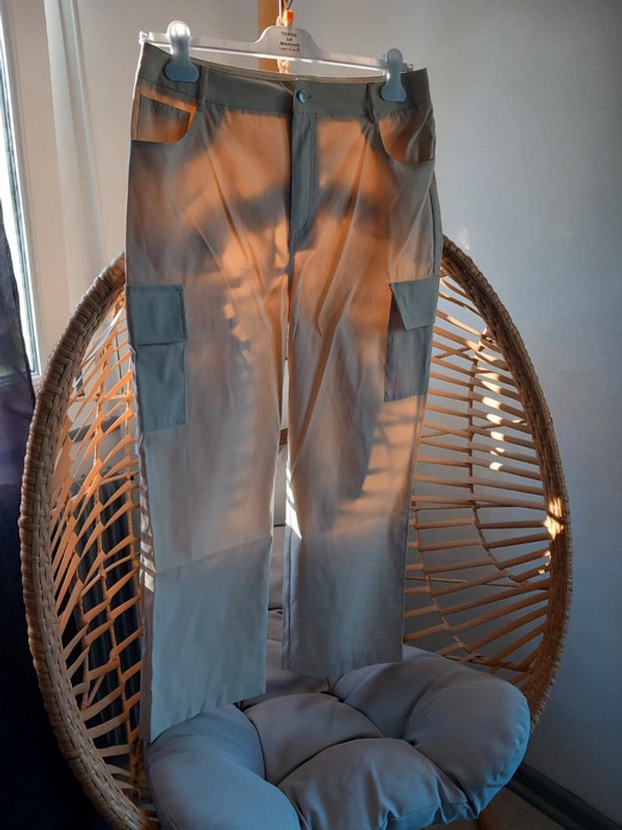 Pantalon taille 42 - photo numéro 2