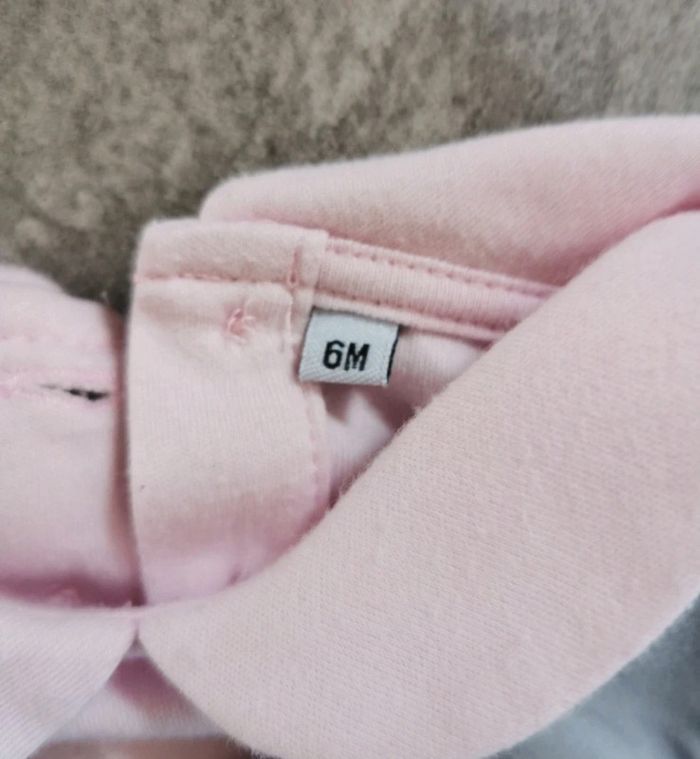 Ensemble robe bébé fille 6 mois comme neuf - photo numéro 2