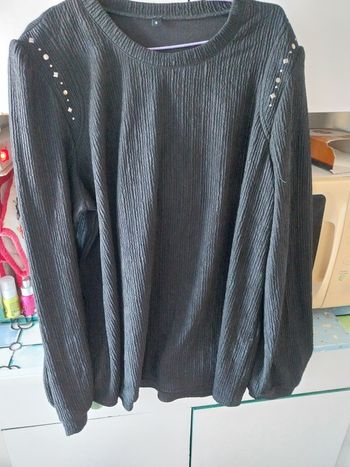 Pull manches longues taille xl