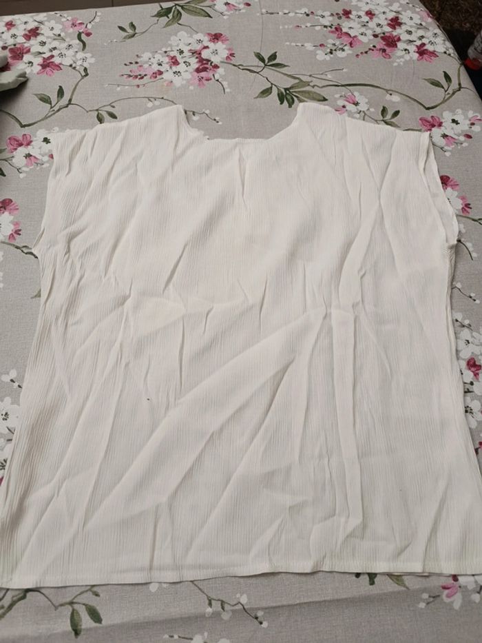 Haut sans manche - photo numéro 4