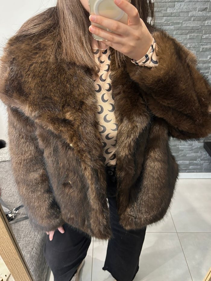 Manteau en fausse fourrure marron – look chic et élégant - photo numéro 3