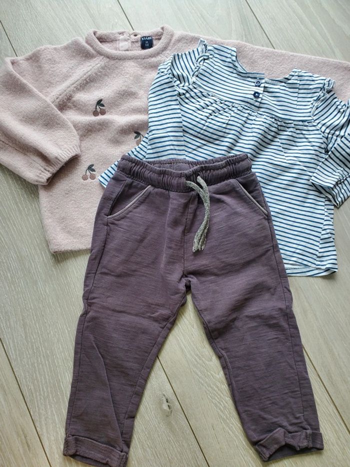 Lot vêtements fille 24 mois - photo numéro 3