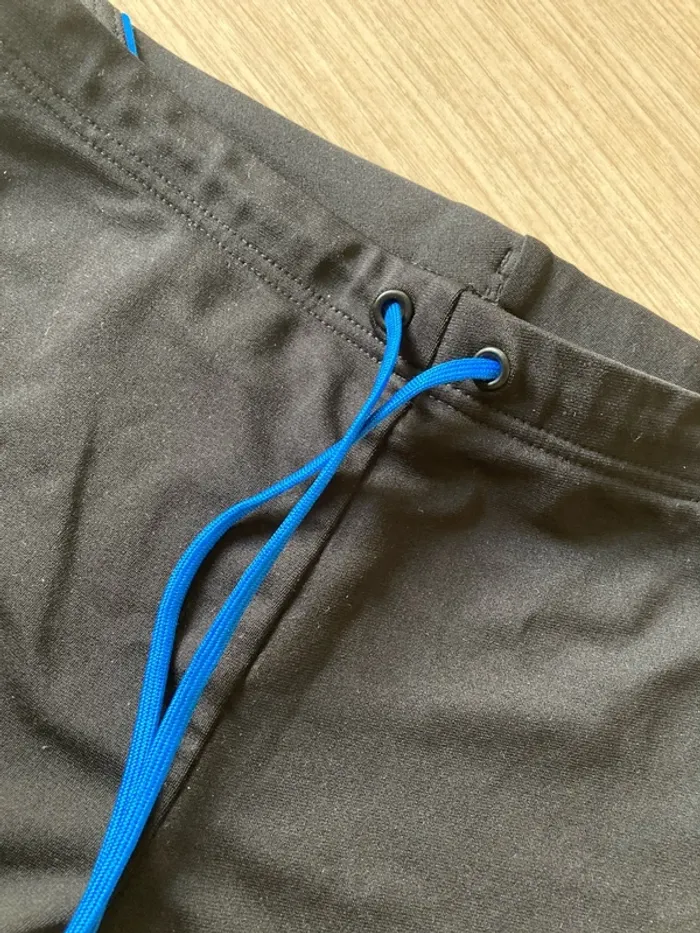 Boxer de bain décathlon taille S neuf - photo numéro 3