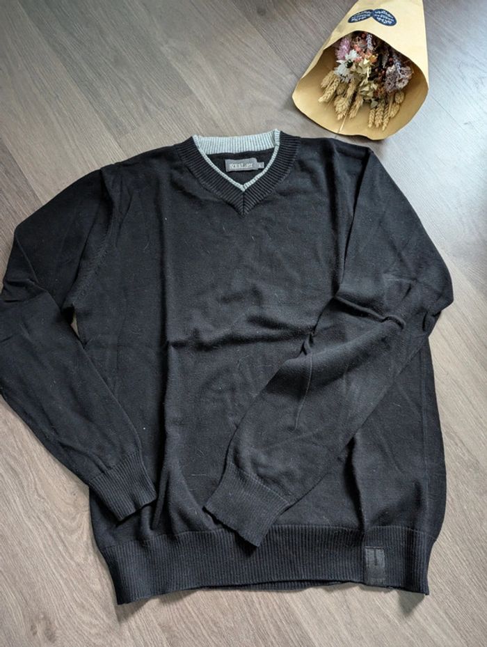 Beau pull taille L noir