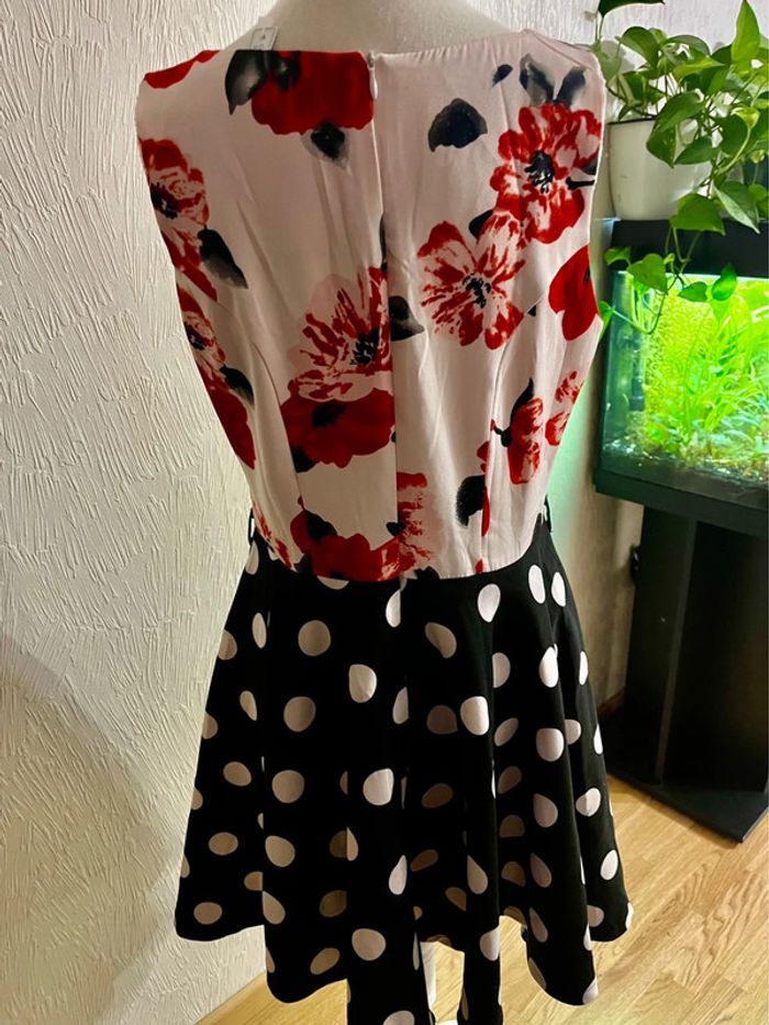 Belle robe hippocampe taille 40 - photo numéro 3