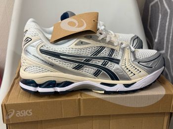 Chaussures neufs