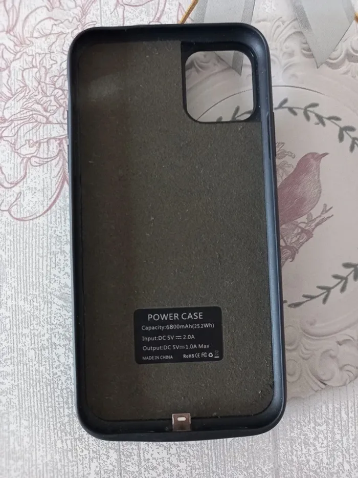 Coque rechargeable iPhone 11 - photo numéro 2