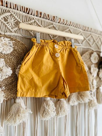 Short moutarde 4/5 ans Zara