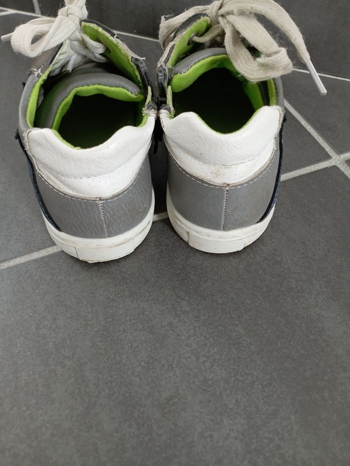 Paire de basket taille 27 - photo numéro 7