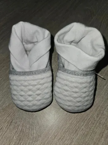 Chaussons bébé 0/6 mois obaïbi