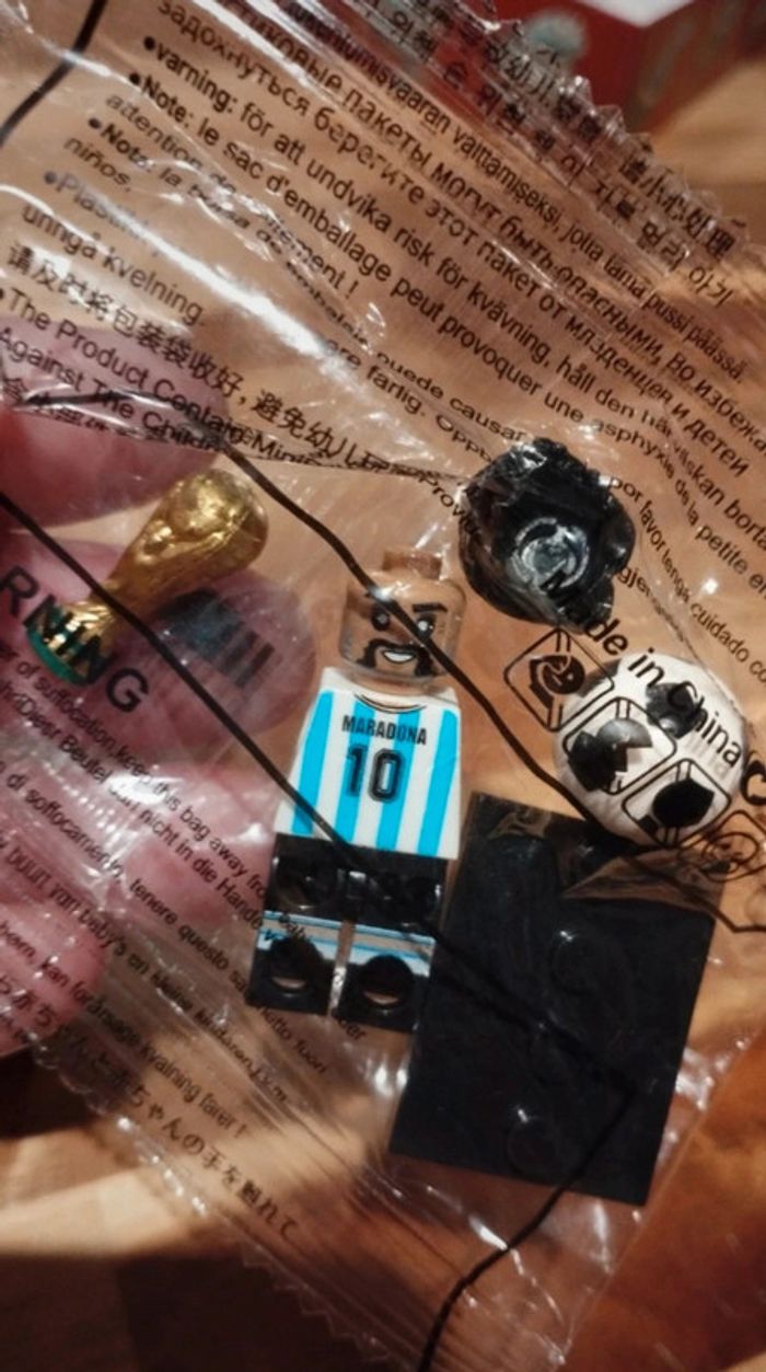 Personnage Lego foot neuf Diego Maradona équipe d'Argentine - photo numéro 2