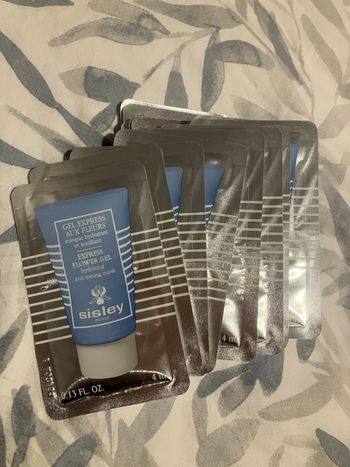 Sisley GEL EXPRESS AUX FLEURS masque hydratant et tonifiant