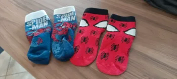 2 paires chaussettes Spiderman 23-26