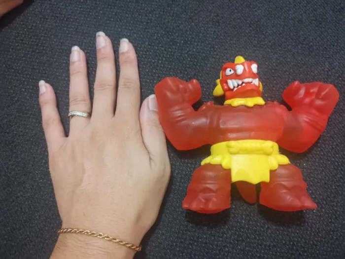 Goo jit zu Dino power rouge - photo numéro 2