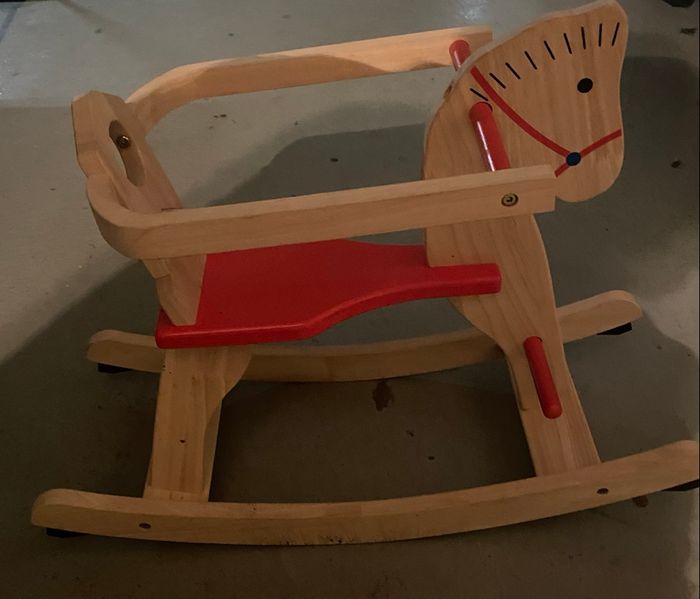 Cheval en bois - photo numéro 2