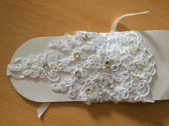 Mitaine de main à strass - photo numéro 2