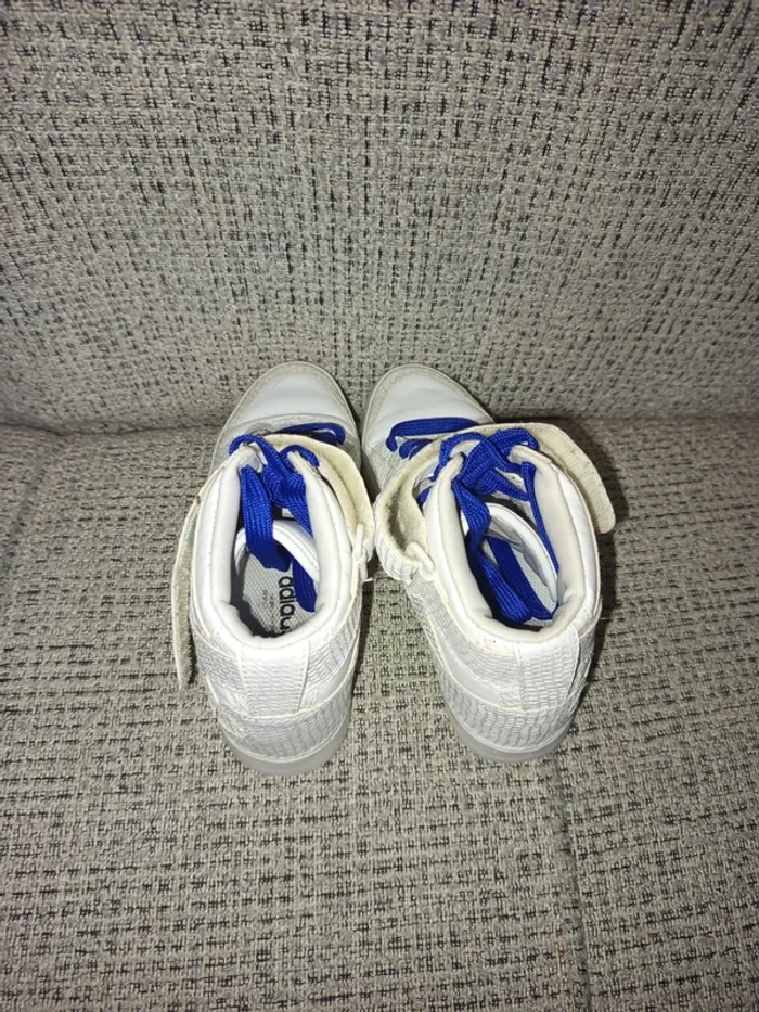 Chaussures Adidas blanches T37 1/3 - photo numéro 4