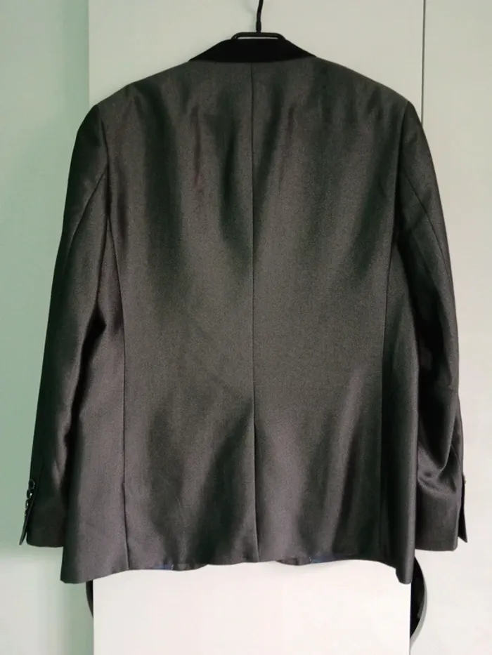 Costume homme gris noir légèrement satiné Taille 52/ 46 - photo numéro 9