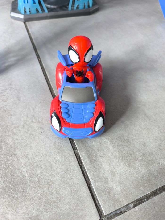 Tour de contrôle spidey - photo numéro 8