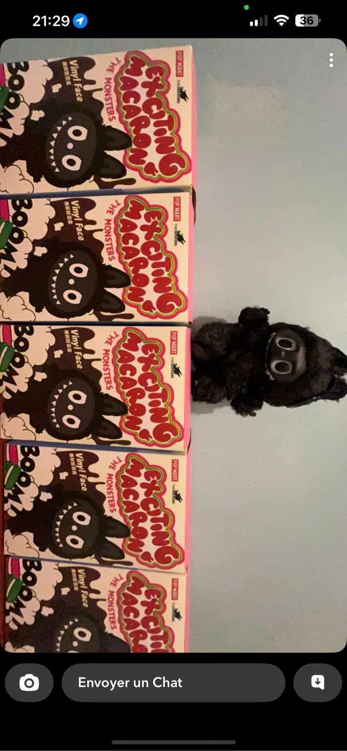 Labubu noir popmart