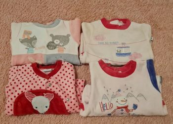 Lot de 4 pyjamas grenouillères fille Absorba 1 mois