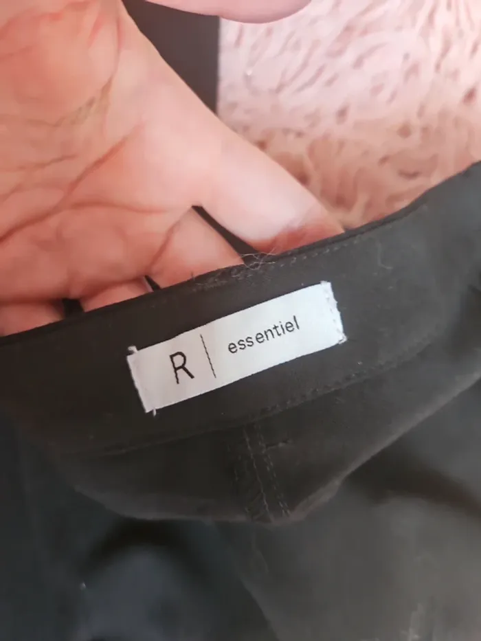 Pantalon noir - photo numéro 2
