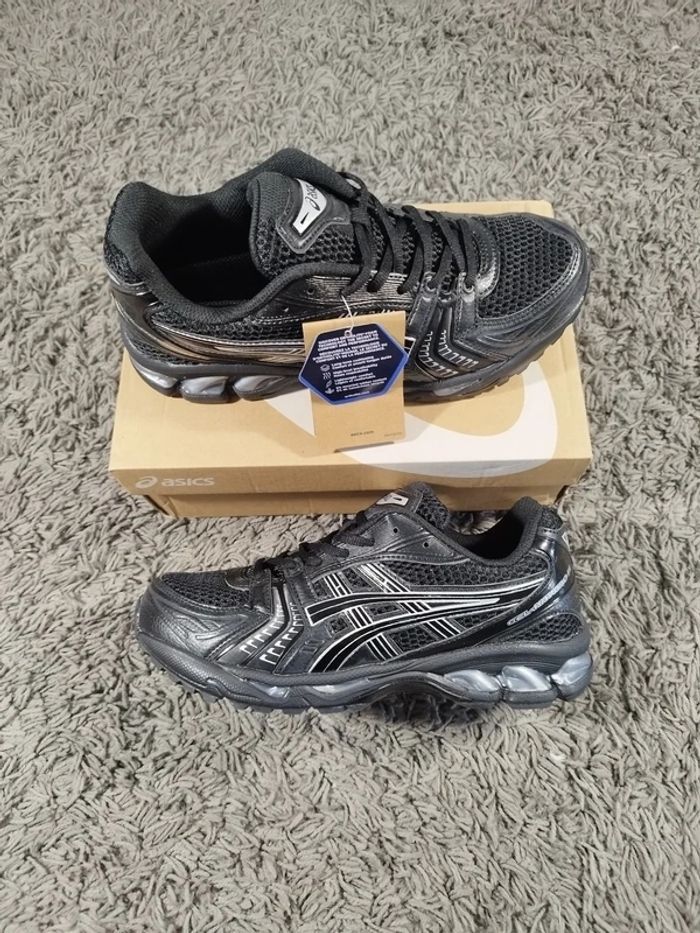 Asics Gel Kayano 14 Taille 42.5