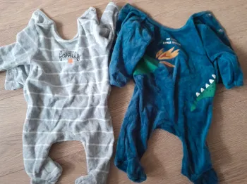 Lot 2 pyjama 3 mois kiabi